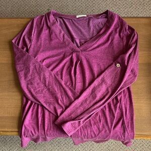 Elegant Magenta V-Neck Long Sleeve Tunic